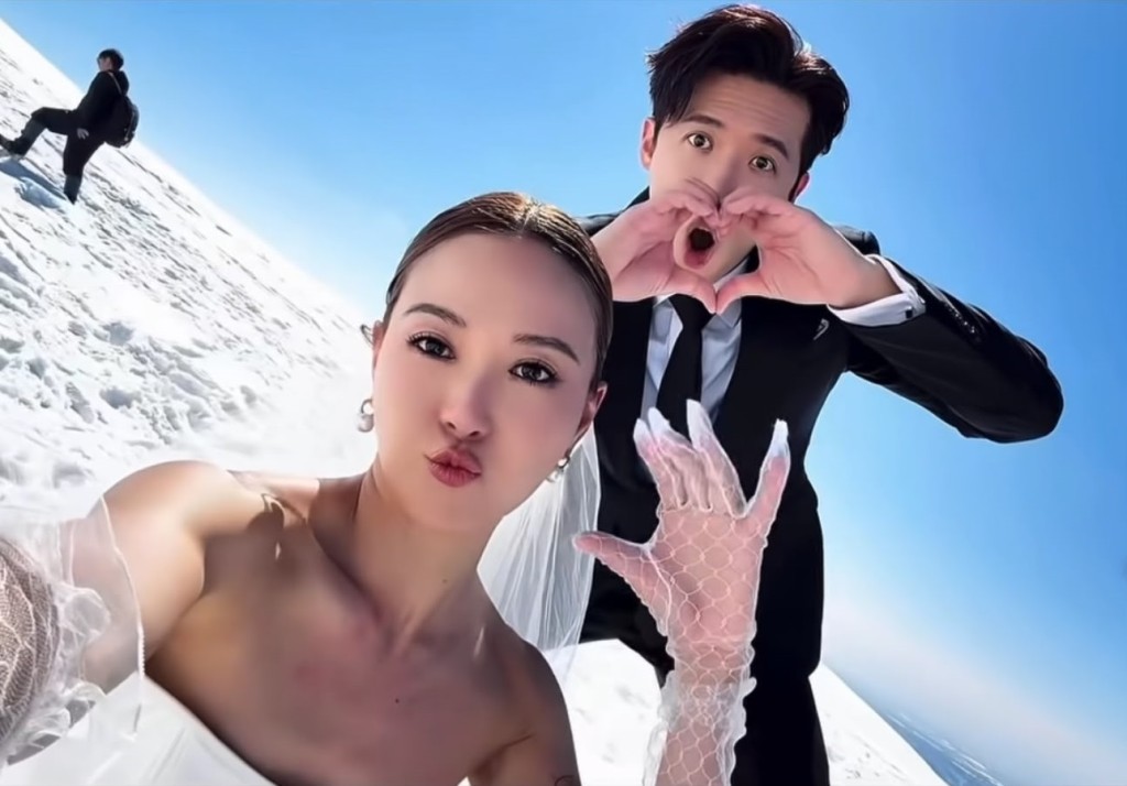 Stanley和未婚妻Alina 3月到雪山影婚紗相,日前分享甜蜜幕後花絮。 Stanley和未婚妻Alina 3月到雪山影婚紗相,日前分享甜蜜幕後花絮。