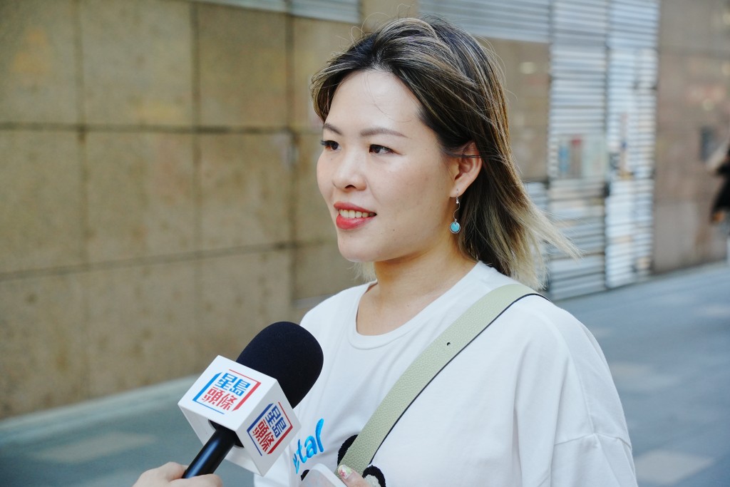 深圳居住在港工作的Kristy。 深圳居住在港工作的Kristy。