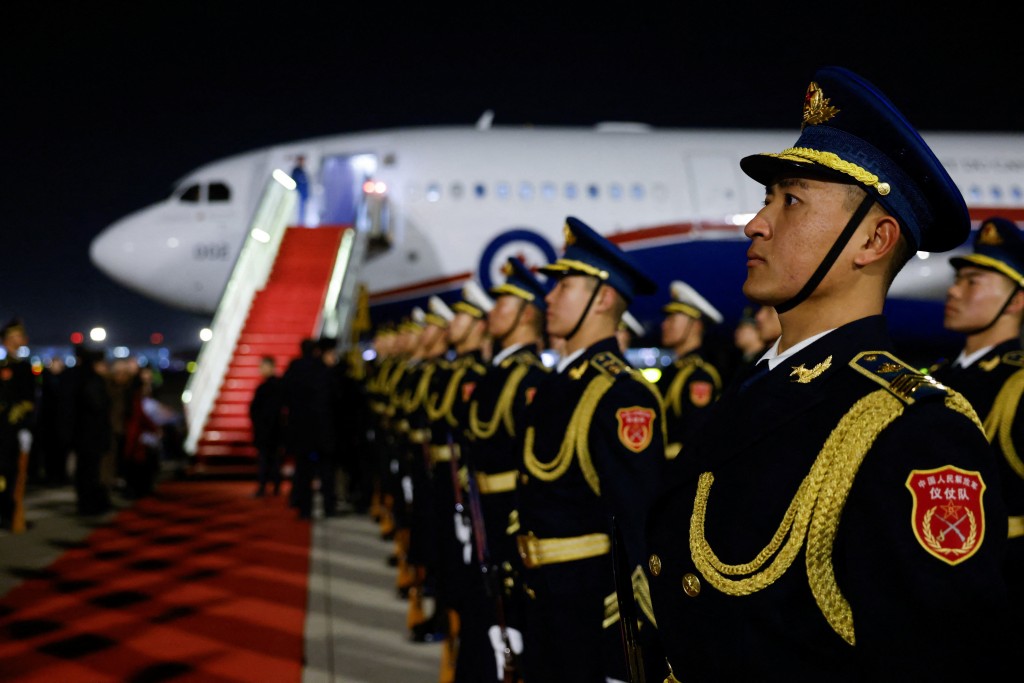 加拿大總理卡尼抵達北京。 路透社