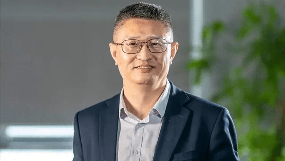 開發電動車有頂蓋鋰離子電池,寧德時代首席科學家吳凱獲2023歐洲發明家獎。