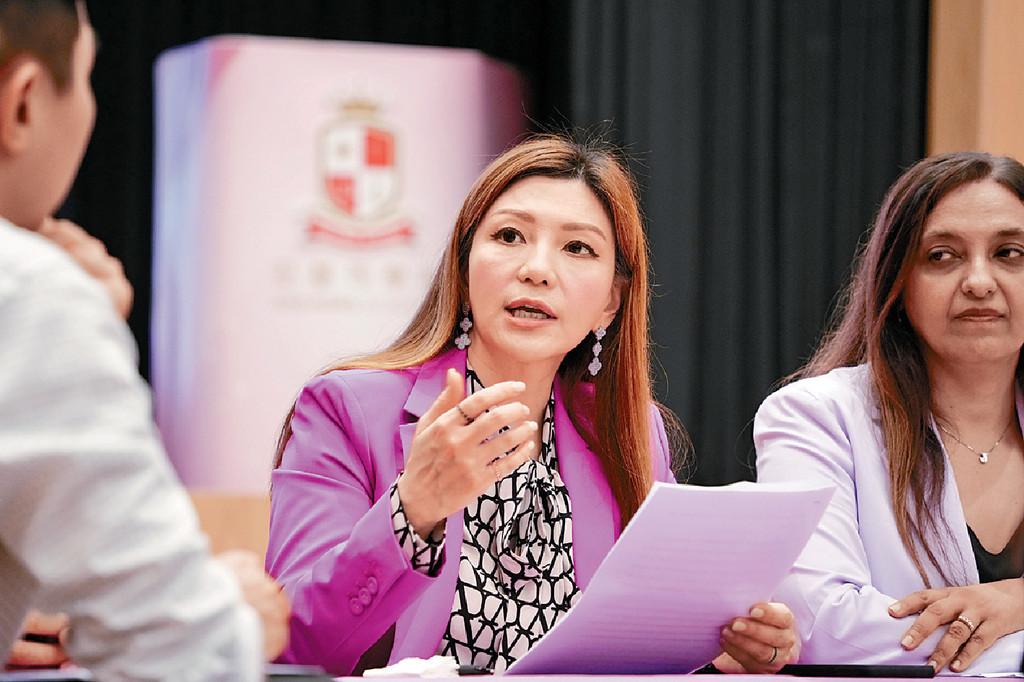 ■安基司教育集團執行校董蔡加敏表示報名反應踴躍,不少內地家長亦對學校感興趣。 ■安基司教育集團執行校董蔡加敏表示報名反應踴躍,不少內地家長亦對學校感興趣。