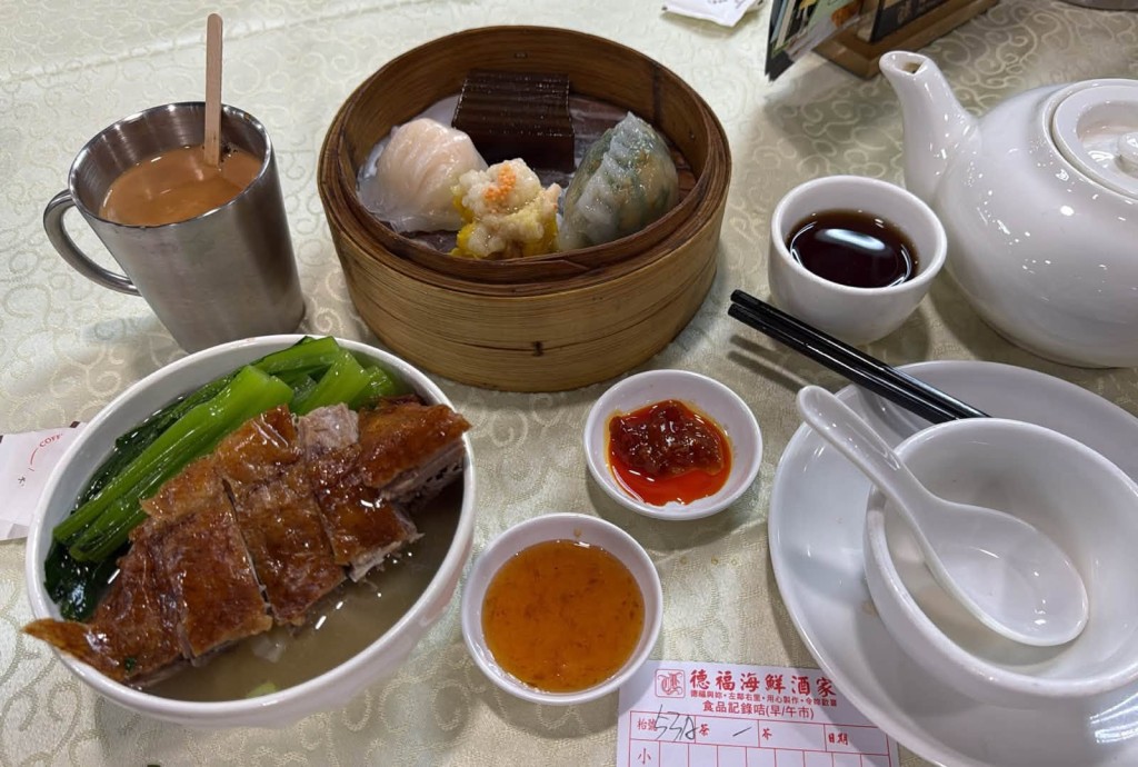 有網民分享,德福海鮮酒家推出的下午茶套餐相當抵食。 有網民分享,德福海鮮酒家推出的下午茶套餐相當抵食。