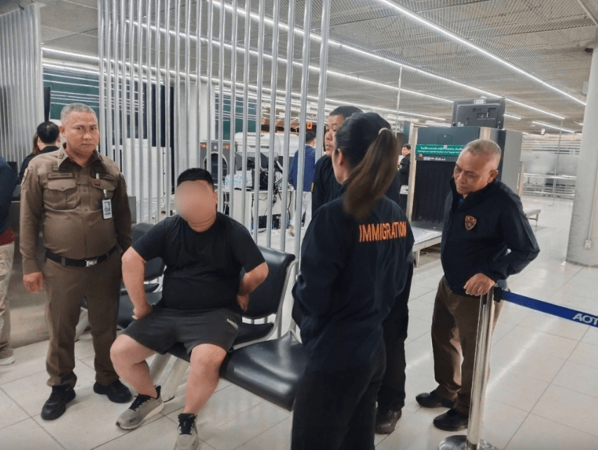 泰國執法部門在曼谷機場將他截獲，其後遣返香港。資料圖片