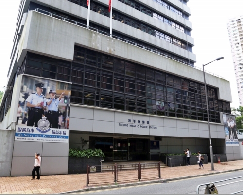 將軍澳一名八旬翁墮崖,飛行服務隊將其送往百勝角消防及救護學院,其後被證實死亡。資料圖片