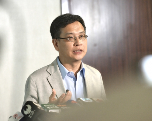 葉建源促政府增教育經常性開支。資料圖片