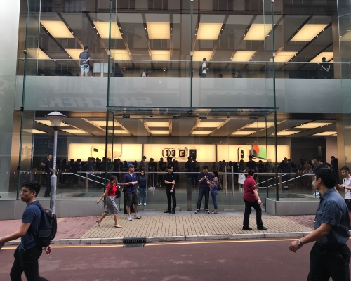 铜锣湾Apple Store未见人龙。