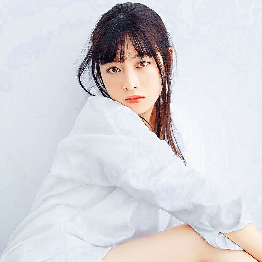 ■橋本環奈和上白石萌音輪流飾演千尋。