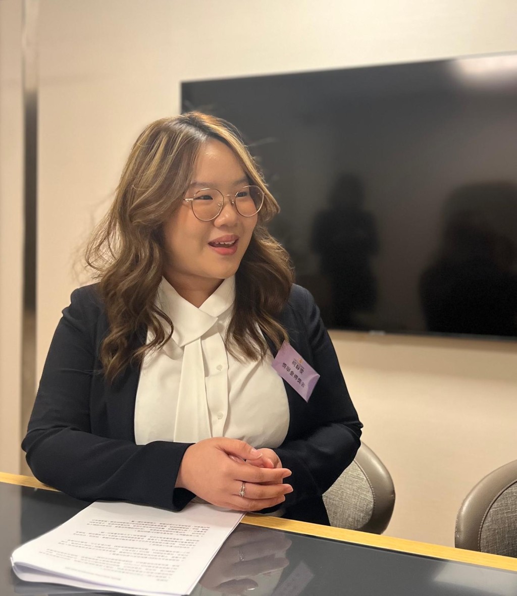 柯靜雯表示已經在裝備自已,加強人脈網絡。佘丹薇攝 柯靜雯表示已經在裝備自已,加強人脈網絡。佘丹薇攝