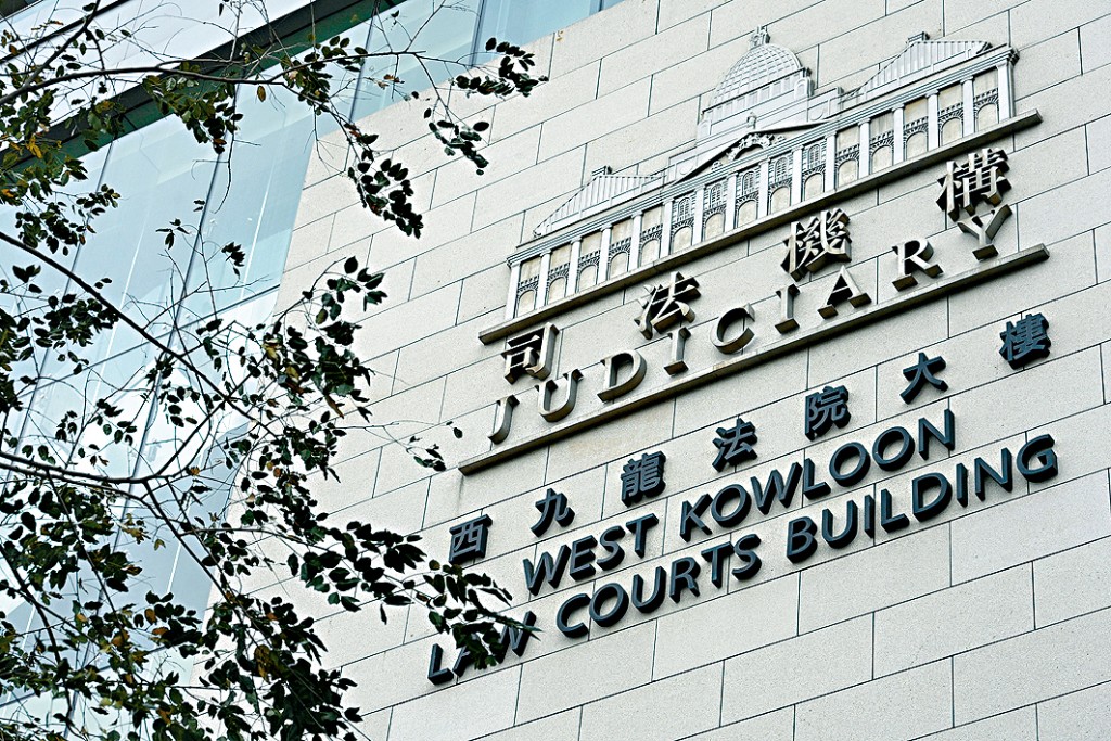 47歲被告昨早解往西九龍裁判法院首次提堂。