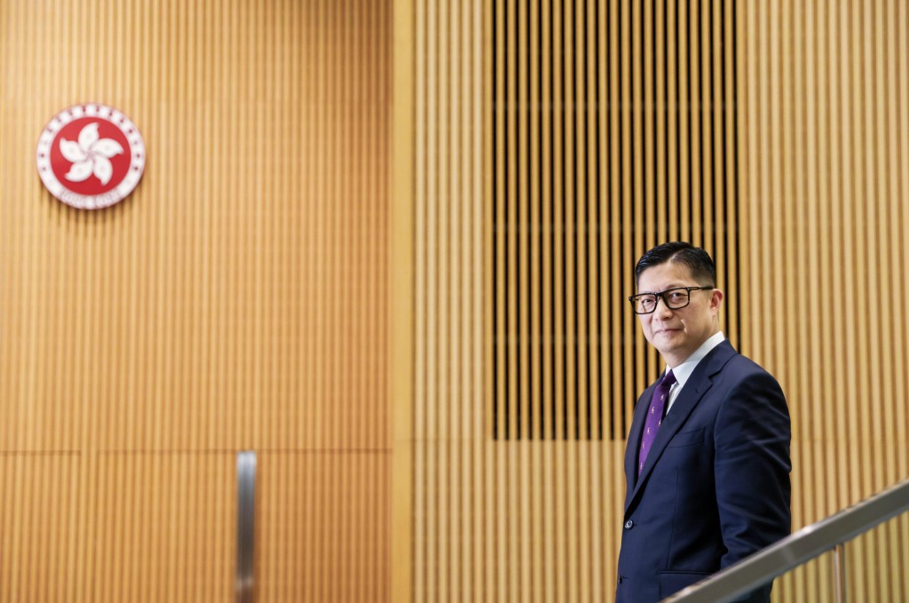 邓炳强指在修例风波中被捕但未被检控的人士，如合乎条件，未必不可以担任公务员。资料图片
