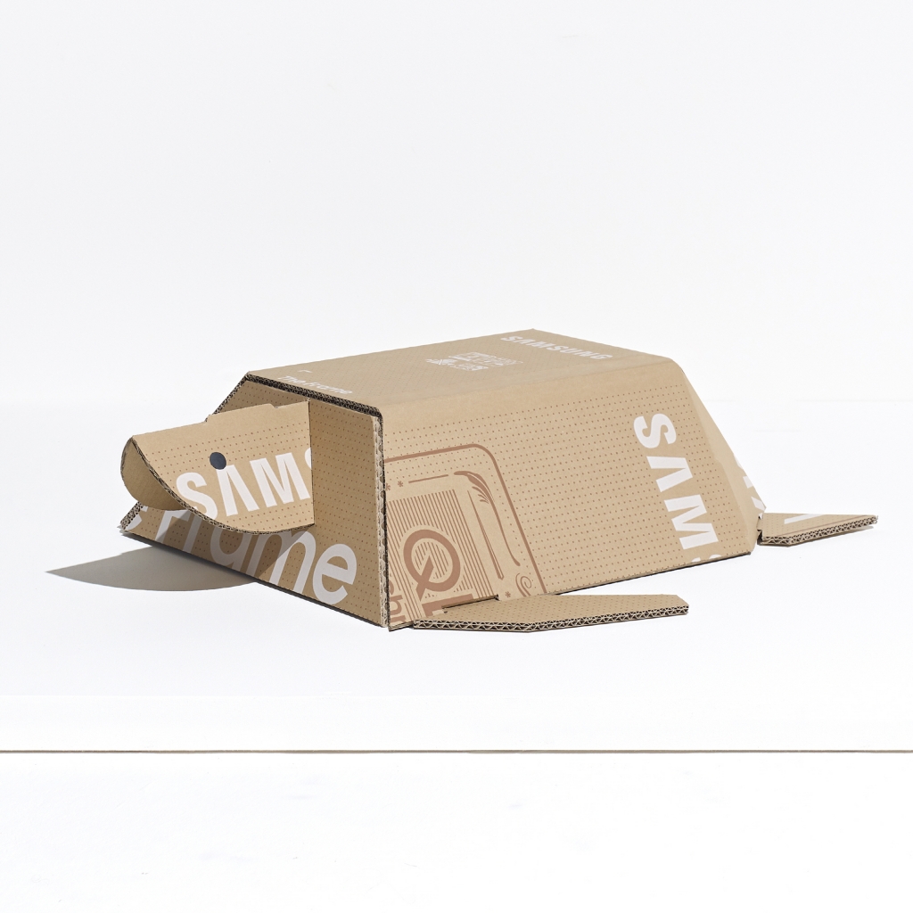 Samsung會為電視紙箱換上環保包裝，紙皮更可摺出3D動物模型。