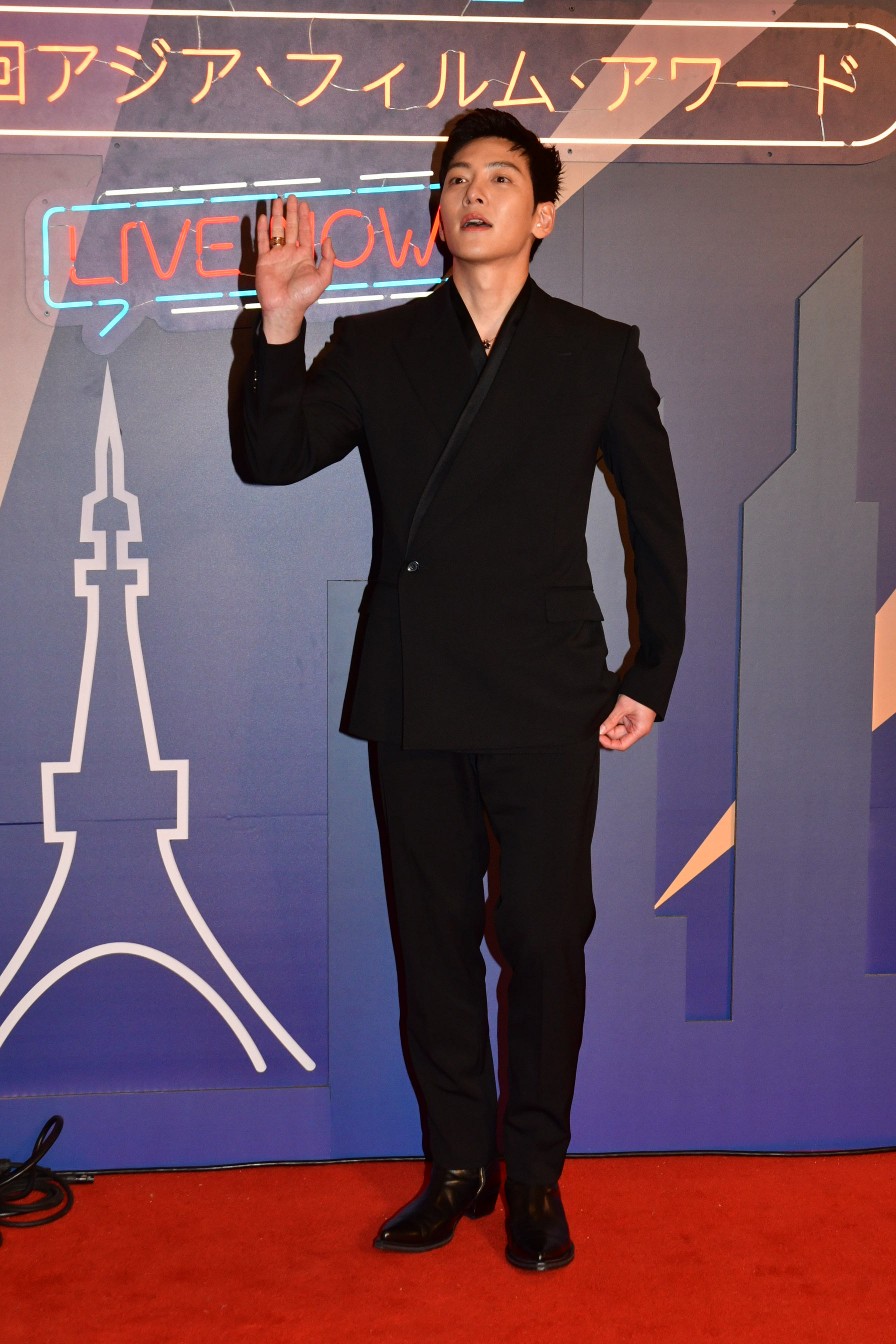 池昌旭指主要在韓國發展的他坦言想挑戰到海外拍戲，想合作的香港演員有很多，特別是梁朝偉。