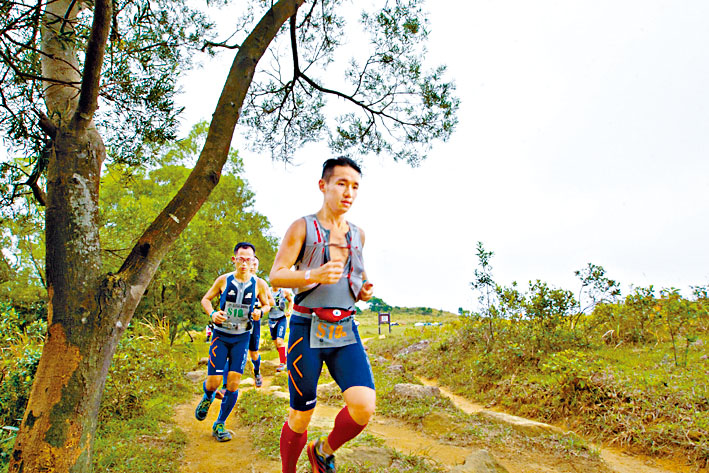 停办三年的乐施毅行者终获批举行，参加者上限为二千四百人。