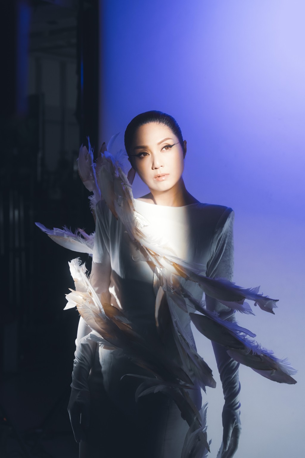 楊千嬅特別感謝支持她的歌迷、家人，以及合作無間的團隊，與所有為她創作的作曲與填詞人。