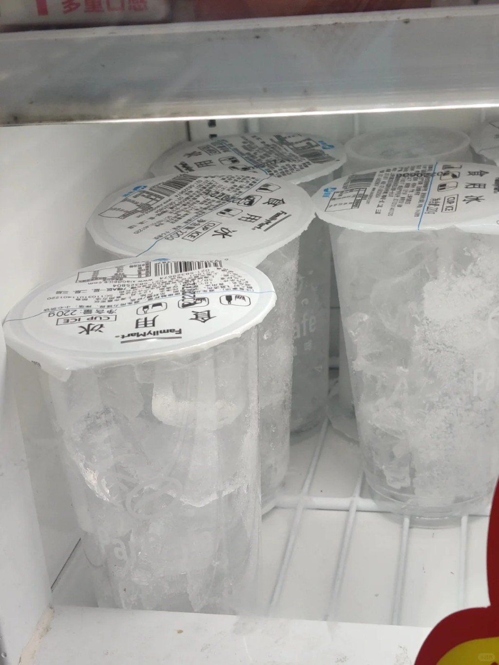 “冰杯”成为内地今夏消暑新宠。