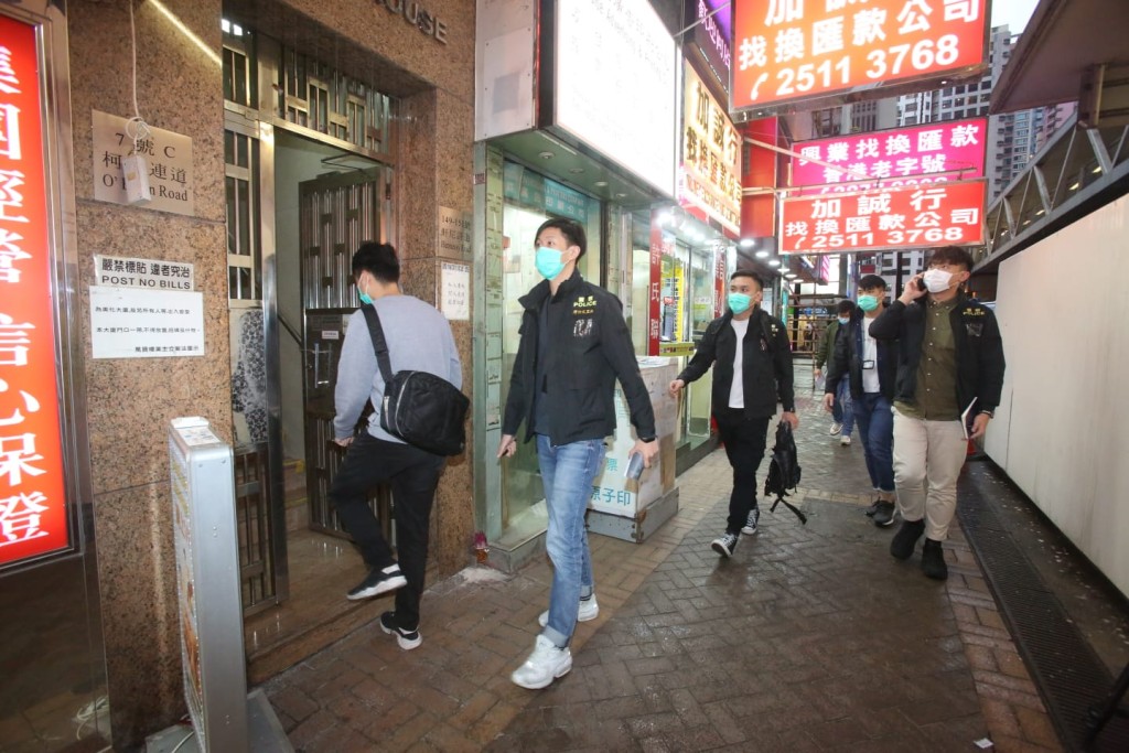 警方接報到現場調查。