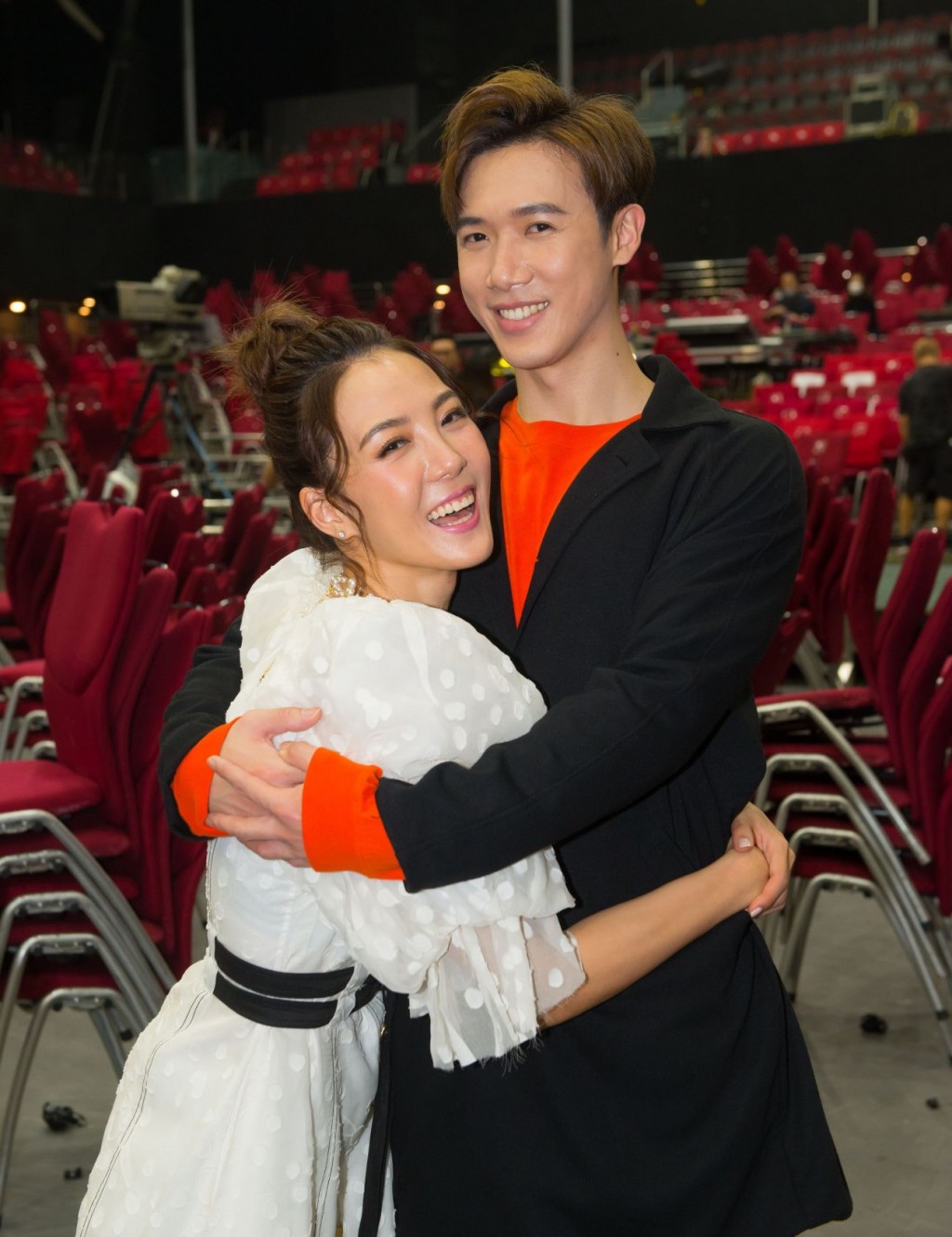 Alina最想與男友兼MIRROR成員Stanley行情侶檔路線。