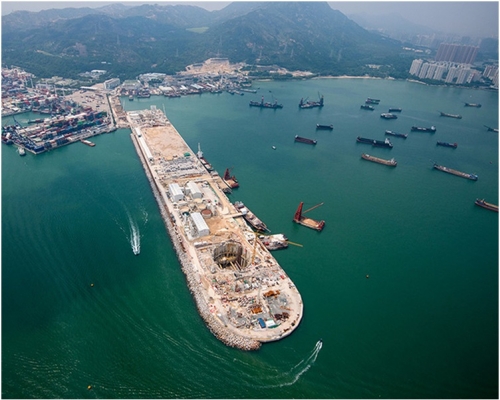 位於屯門龍鼓灘附近的內河碼頭。