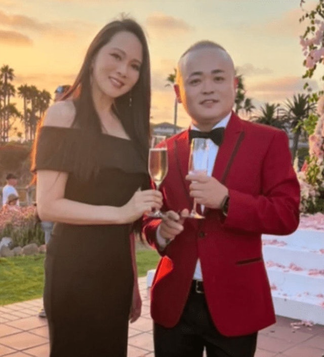 伊能靜與壽星Andy合照。
