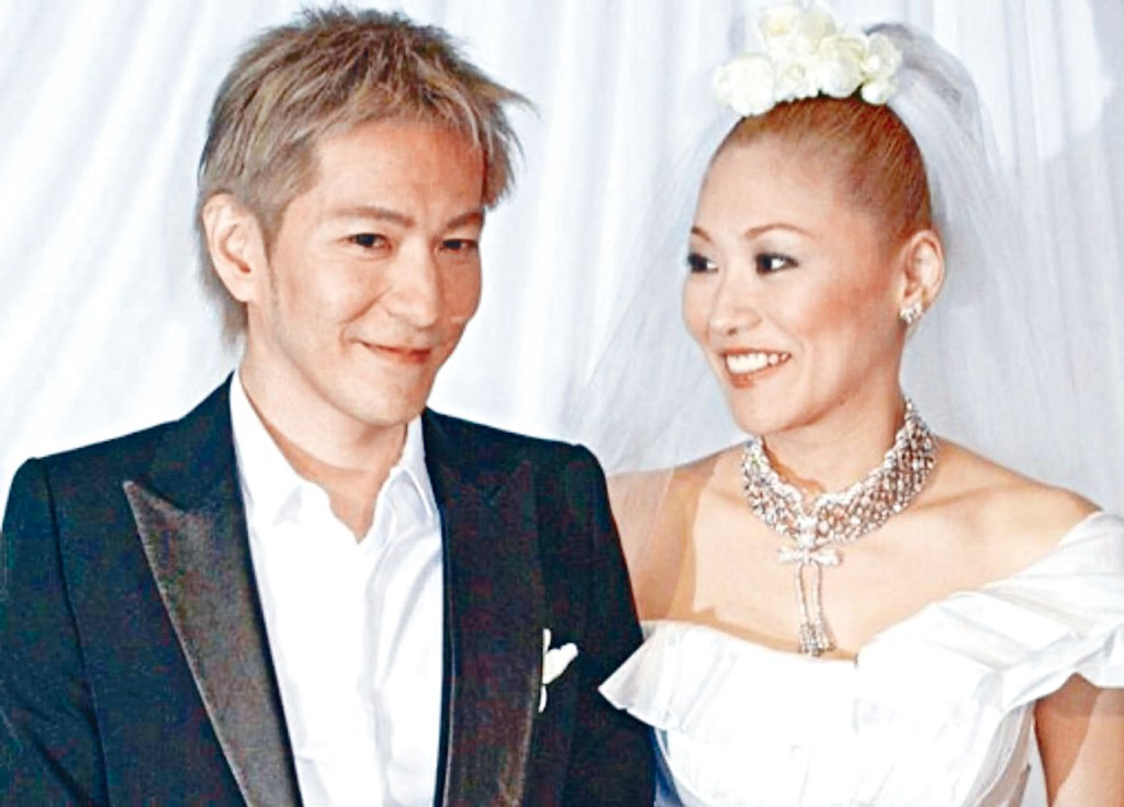 ■KEIKO和小室前日終正式離婚,並撰文交代病況。