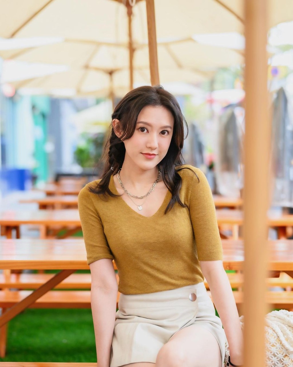 罗雪妍早前与钱小豪儿子庞景峰（原名钱浩然）传出恋情绯闻。