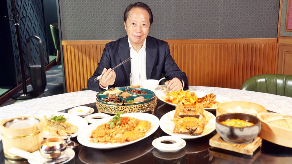 Eddie從小在揚州生活,熟悉和熱愛淮揚菜,開餐廳也是為了傳承並發揚上海、揚州菜。