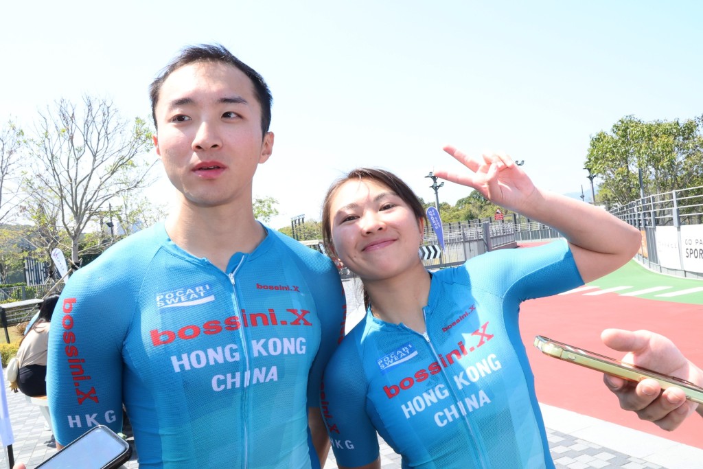 短组的杜绰熙及杨础摇，在本月初世界杯获益良多。徐嘉华摄