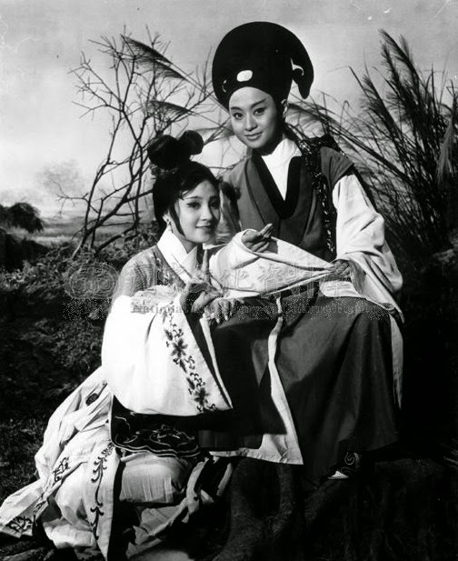 江青（左）于出道作《七仙女》担任女主角，一夕爆红。（台湾国家文化资料馆图片）