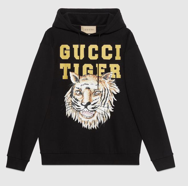 Gucci虎年別注產品，但其老虎設計被指是傻憨憨，滿口露出10隻大牙 