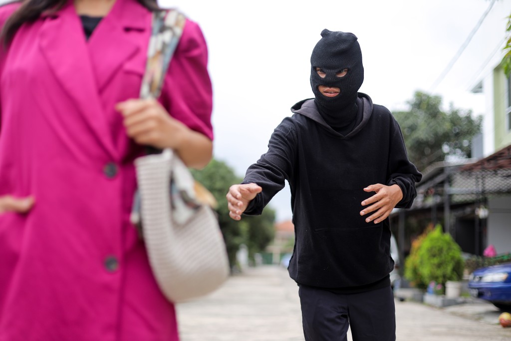 港人欧游不时会遇到偷窃的盗贼,防不胜防。(模拟图片) 港人欧游不时会遇到偷窃的盗贼,防不胜防。(模拟图片)
