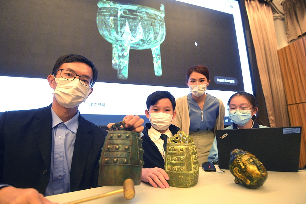 浸大3D打印文物模型助中小生學中史。伍明輝攝