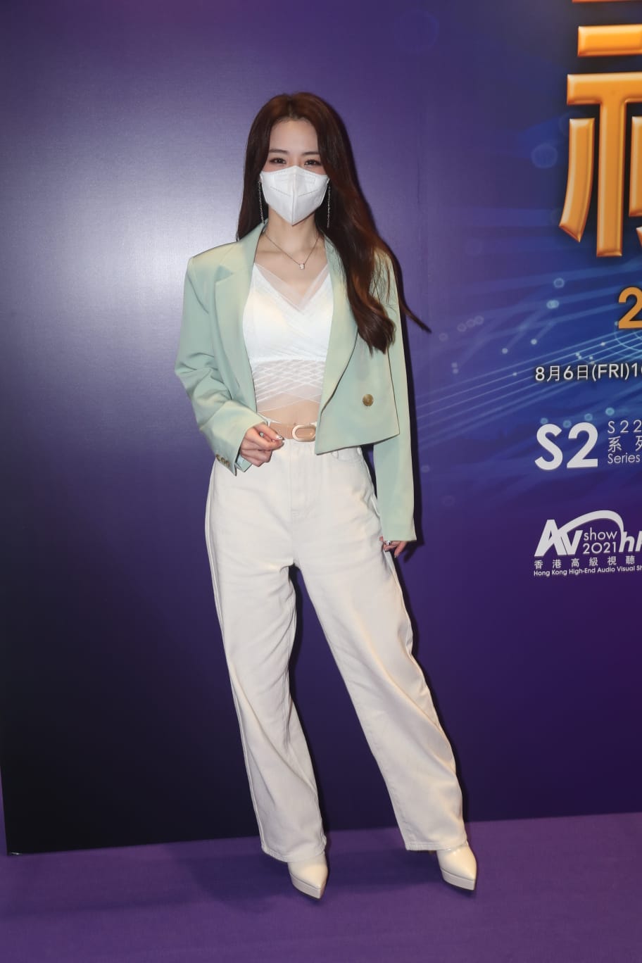 Hana稱刪文是為粉絲着想,不希望小粉絲看到被嚇親。