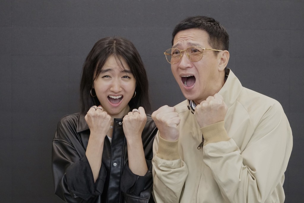 在張家輝執導的電影《贖夢》中,Natalie演未婚懷孕學生。 在張家輝執導的電影《贖夢》中,Natalie演未婚懷孕學生。