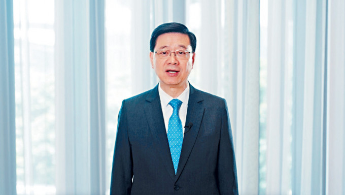 特首李家超早前宣布持特區護照可免簽入境卡塔爾30日。資料圖片 特首李家超早前宣布持特區護照可免簽入境卡塔爾30日。資料圖片