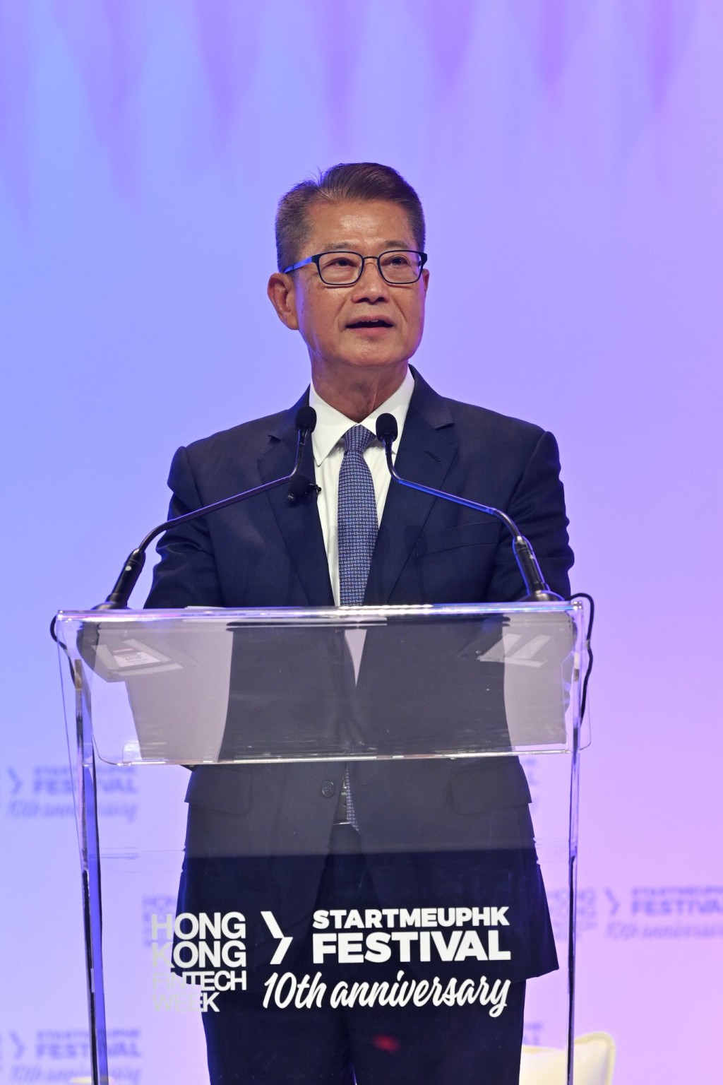 陳茂波在金融科技周討論環節上致辭。陳茂波fb