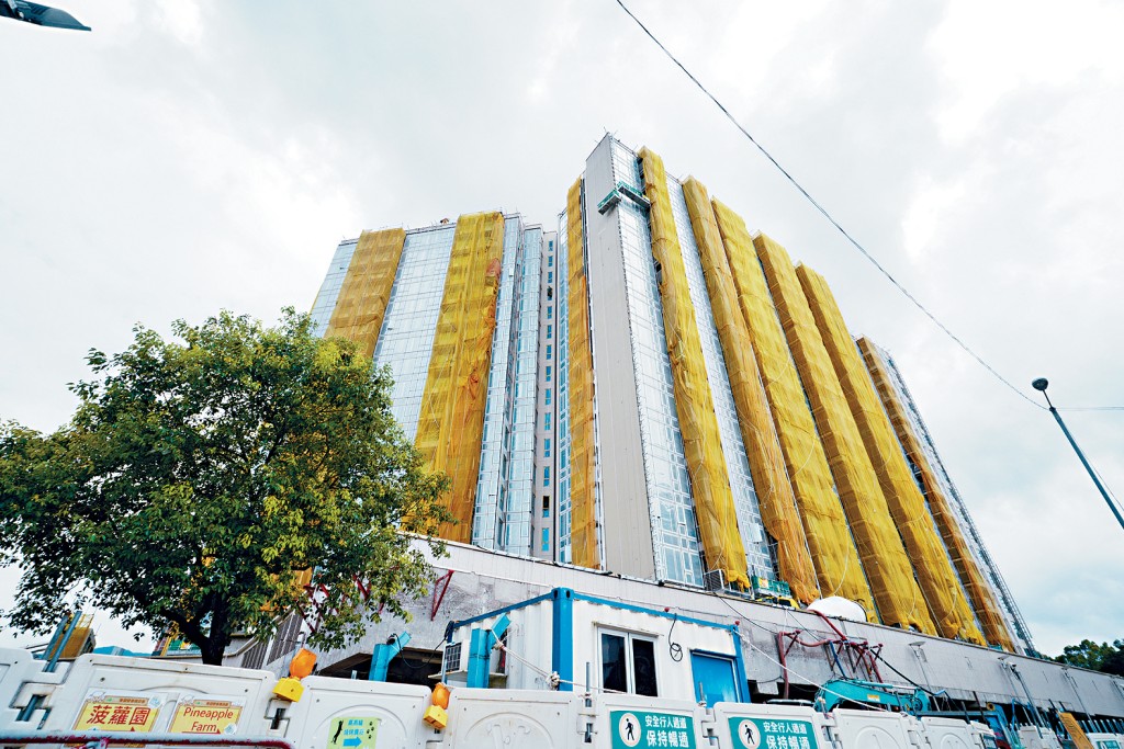 元朗柏瓏系列昨天單日連沽3伙，套現超過2600萬。