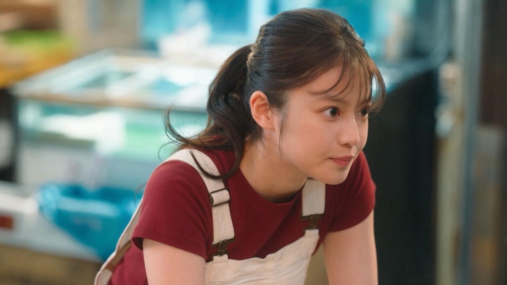 今田美櫻飾白浜夏凜。 今田美櫻飾白浜夏凜。
