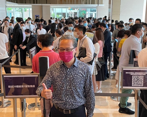 中國海外游偉光指,啟德維港1號於周初加推,於下月初開售。