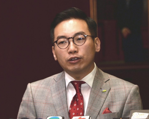 党魁杨岳桥表示，公民党5名议员及党主席梁家杰均有接获中联办酒会的邀请。资料图片