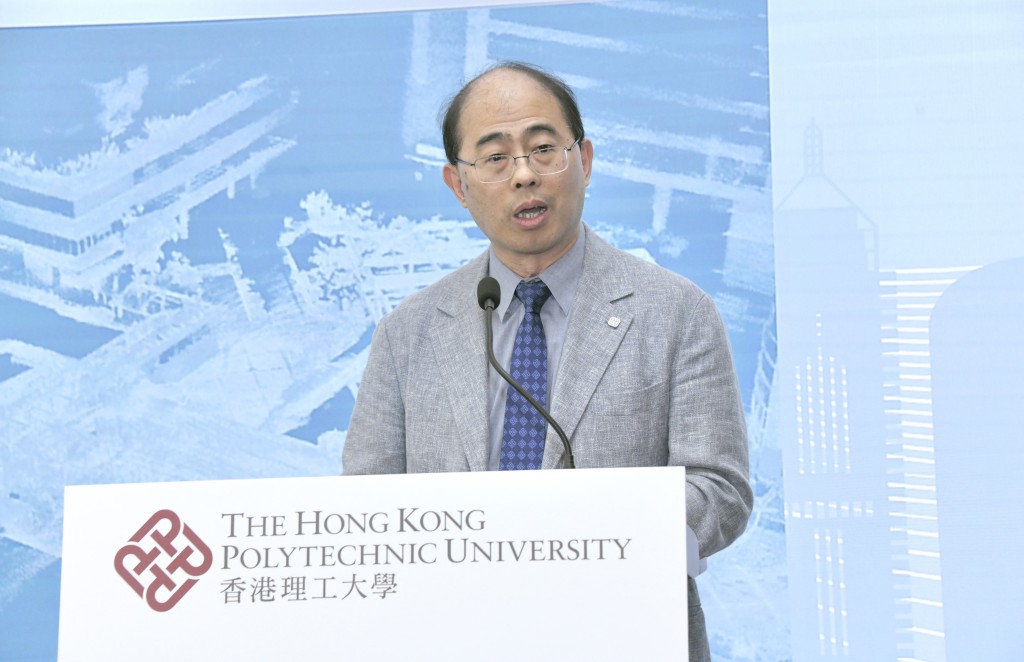 理工大學常務及學務副校長黃永德。