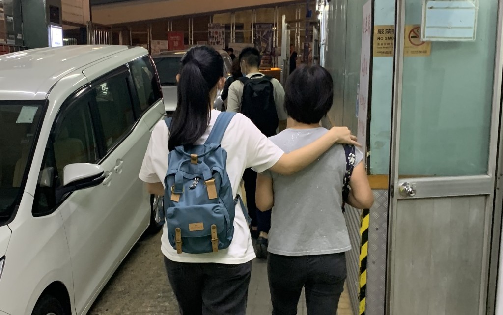 行動中,一名57歲姓陳的partyroom負責人被捕。警方提供