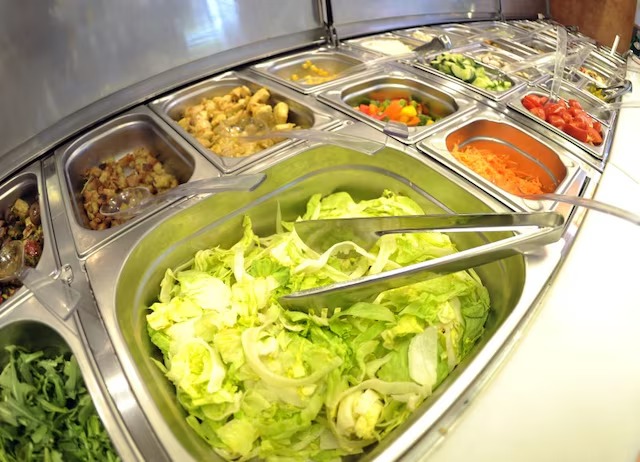 有醫學專家指全素食不利於預防腸癌。路透社 有醫學專家指全素食不利於預防腸癌。路透社