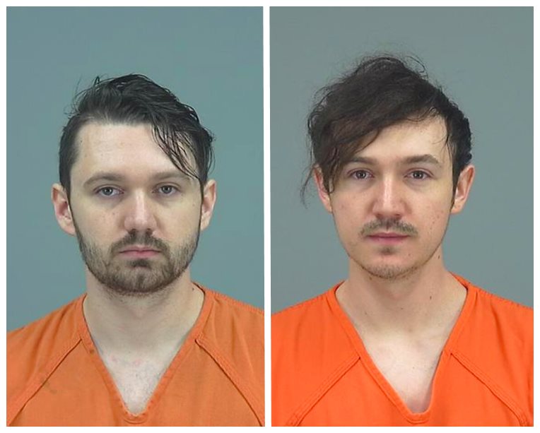 霍布森兩名成年的親生兒子因知情不報被捕。 AP圖片