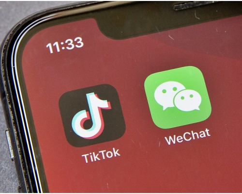 美國國務卿蓬佩奧周三揚言把微信等中國應用程式下架。AP