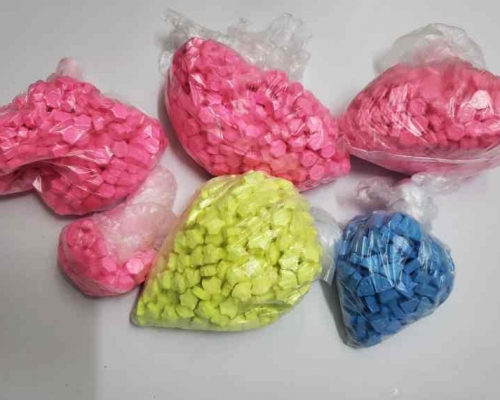 警檢獲一批搖頭丸及冰毒。圖:警方提供
