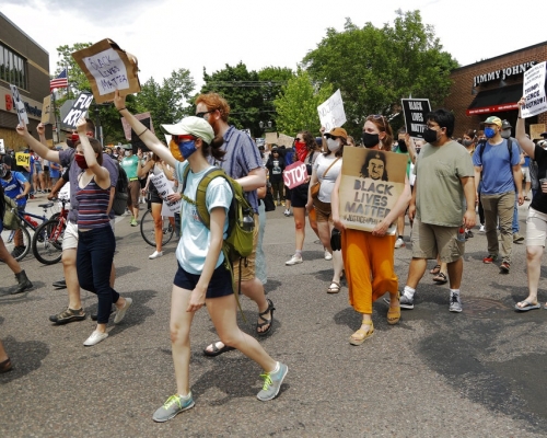 明尼阿波利斯市（Minneapolis）市議會通過，要求取代該市警察局。AP資料圖片