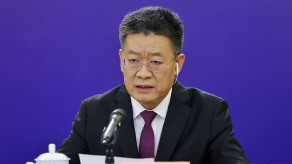 廣州市長郭永航見記者講述《南沙方案》。國新辦圖片