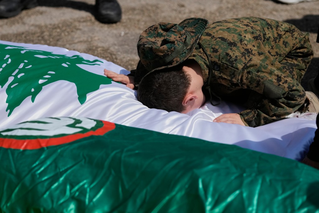 伊朗因不滿以色列升級軍事行動襲擊黎巴嫩,決定暫停通過中間人與美國對話。美聯社 伊朗因不滿以色列升級軍事行動襲擊黎巴嫩,決定暫停通過中間人與美國對話。美聯社