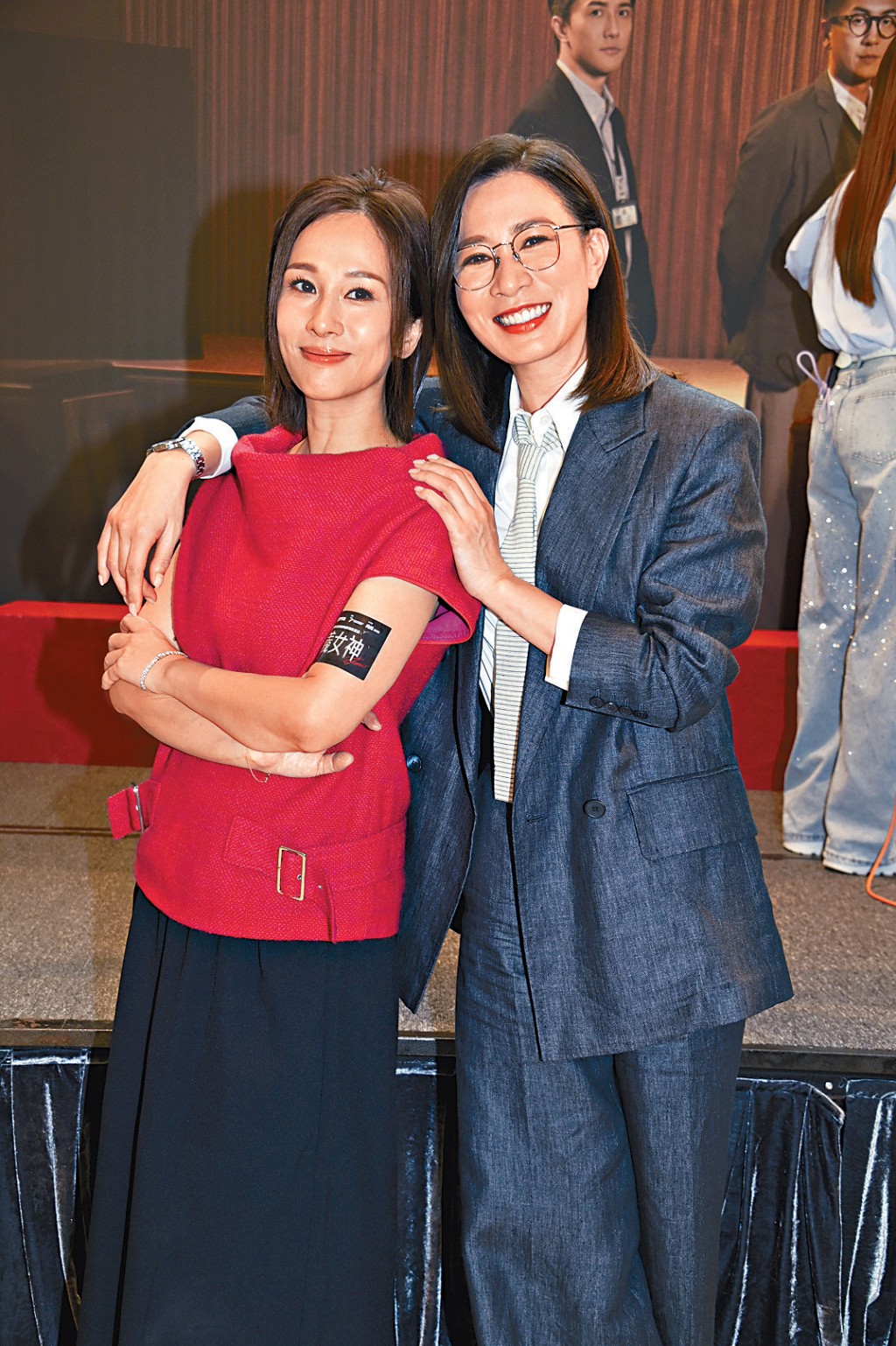 文女爆阿佘好嚴肅地邀請她參演今次重要角色。