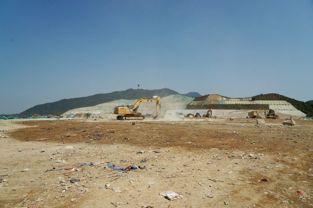 本港僅8%建築廢物需透過堆填棄置。資料圖片